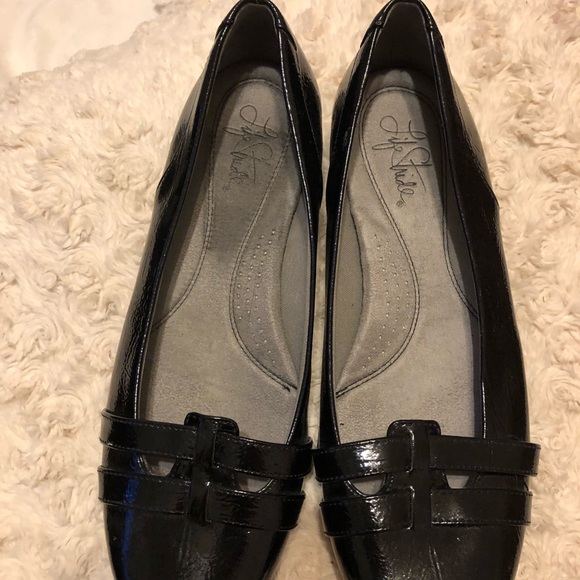 lifestride black flats